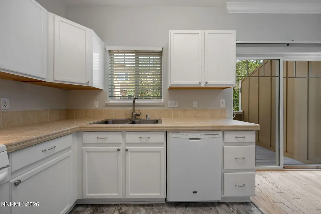 4610 Kathleen Denise Reno NV 89503