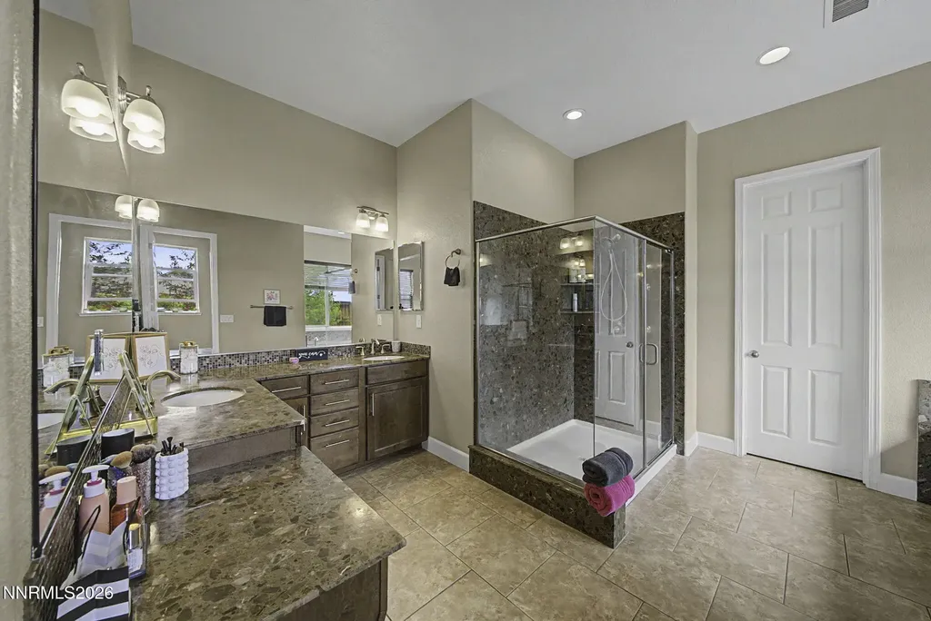 11725 Paradise View Sparks NV 89441