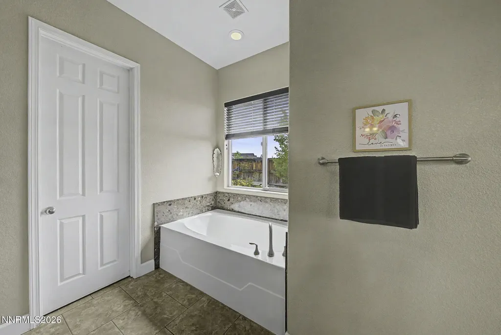 11725 Paradise View Sparks NV 89441