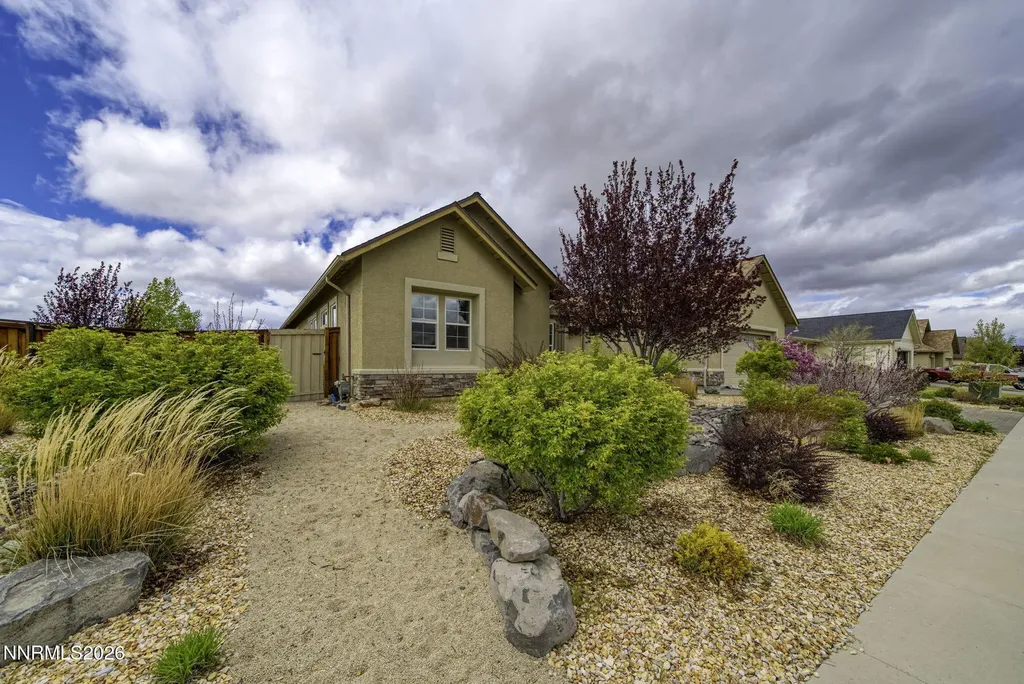 11725 Paradise View Sparks NV 89441