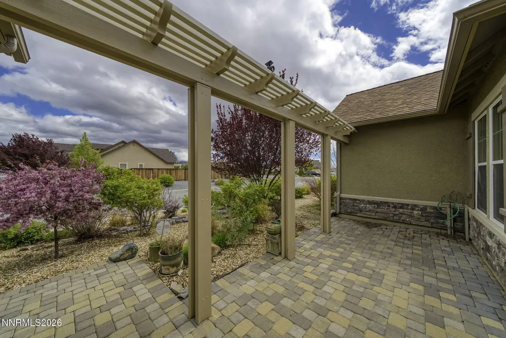 11725 Paradise View Sparks NV 89441