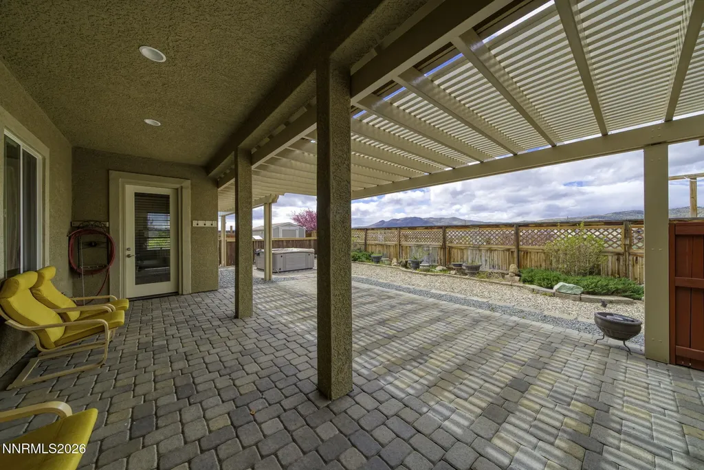 11725 Paradise View Sparks NV 89441