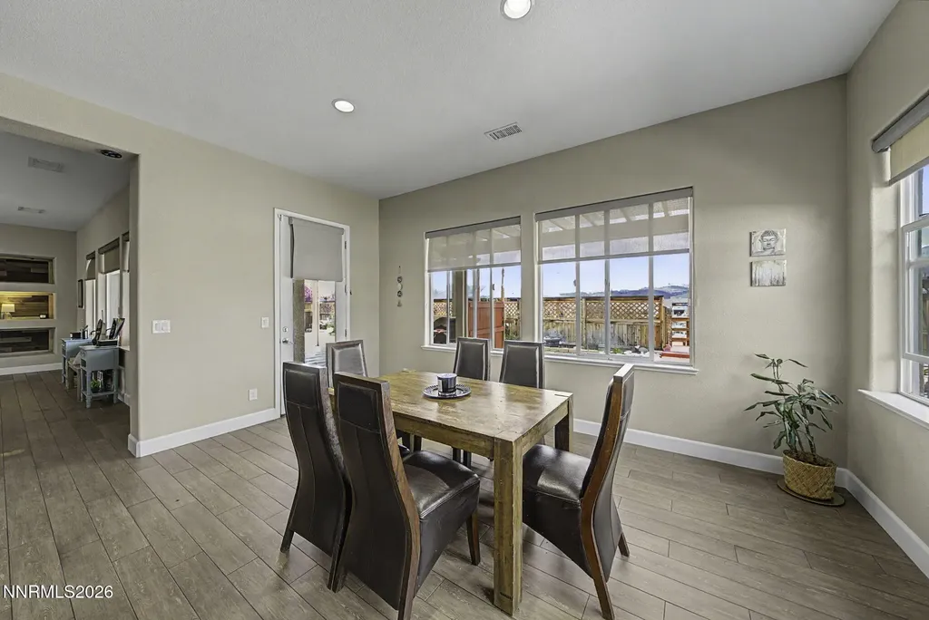 11725 Paradise View Sparks NV 89441