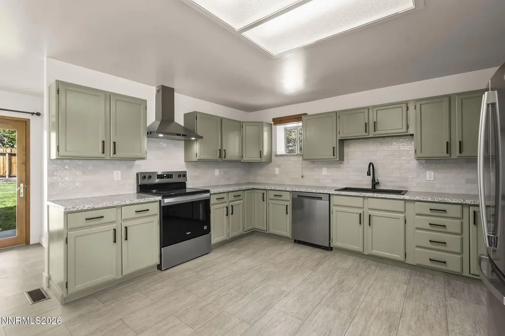 1785 Bonneville Reno NV 89503