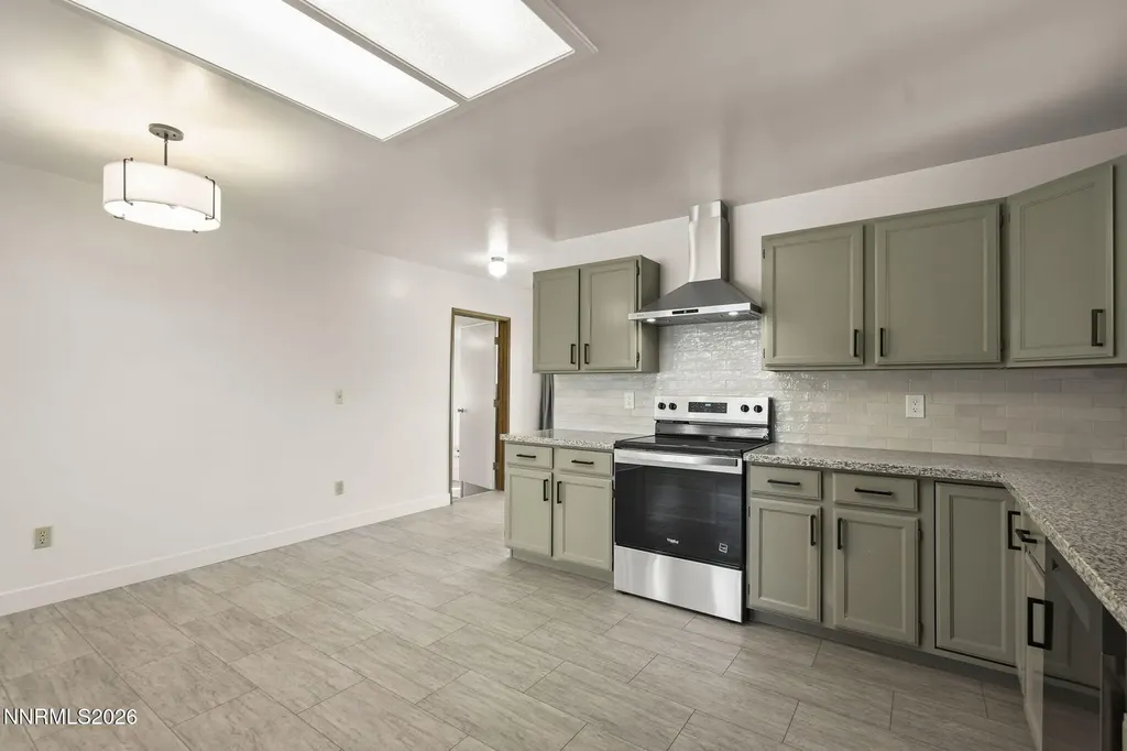 1785 Bonneville Reno NV 89503