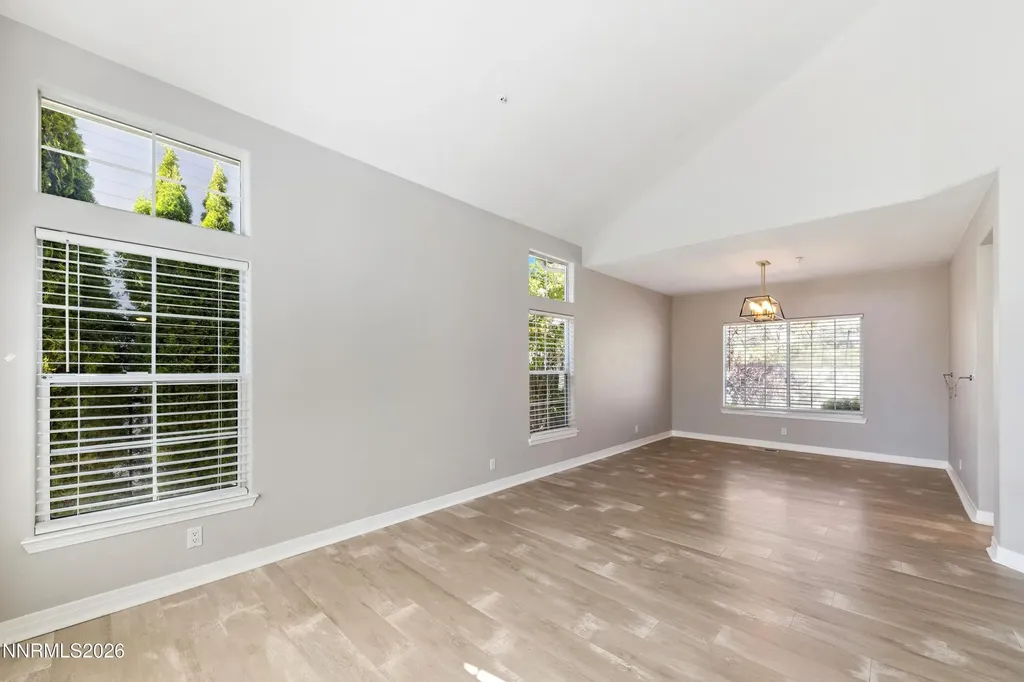 2201 Maxfli Reno NV 89523