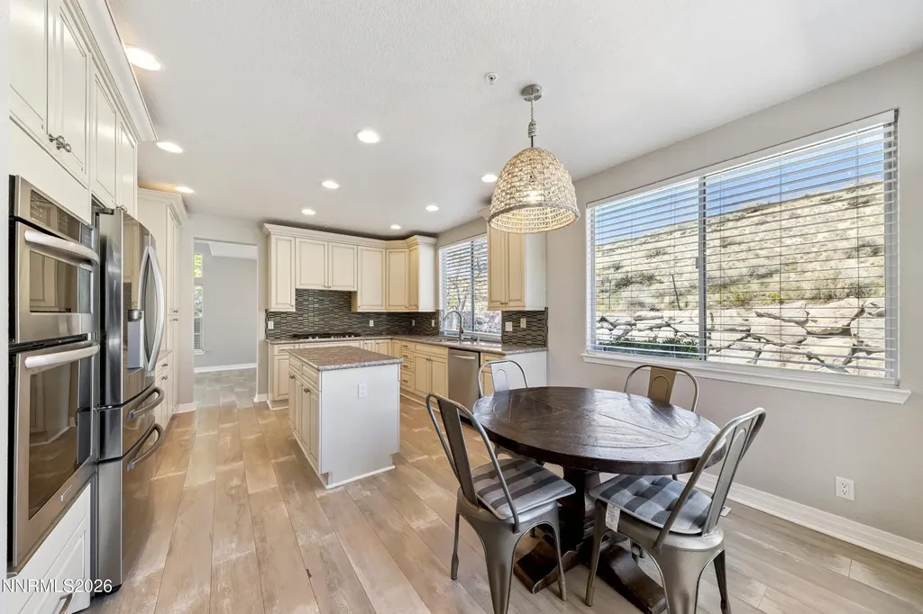 2201 Maxfli Reno NV 89523