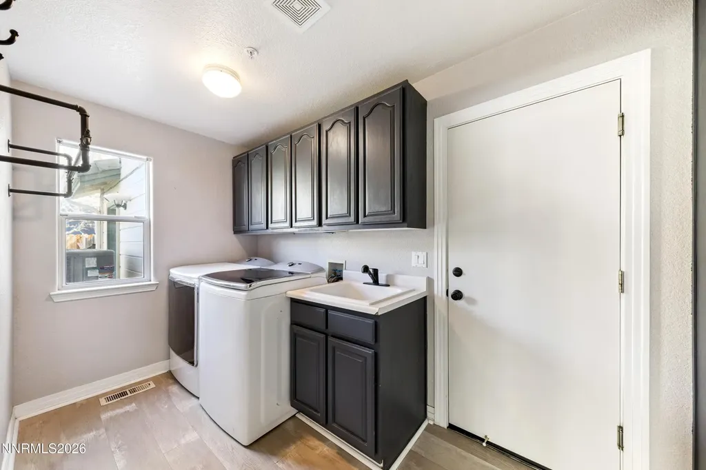 2201 Maxfli Reno NV 89523
