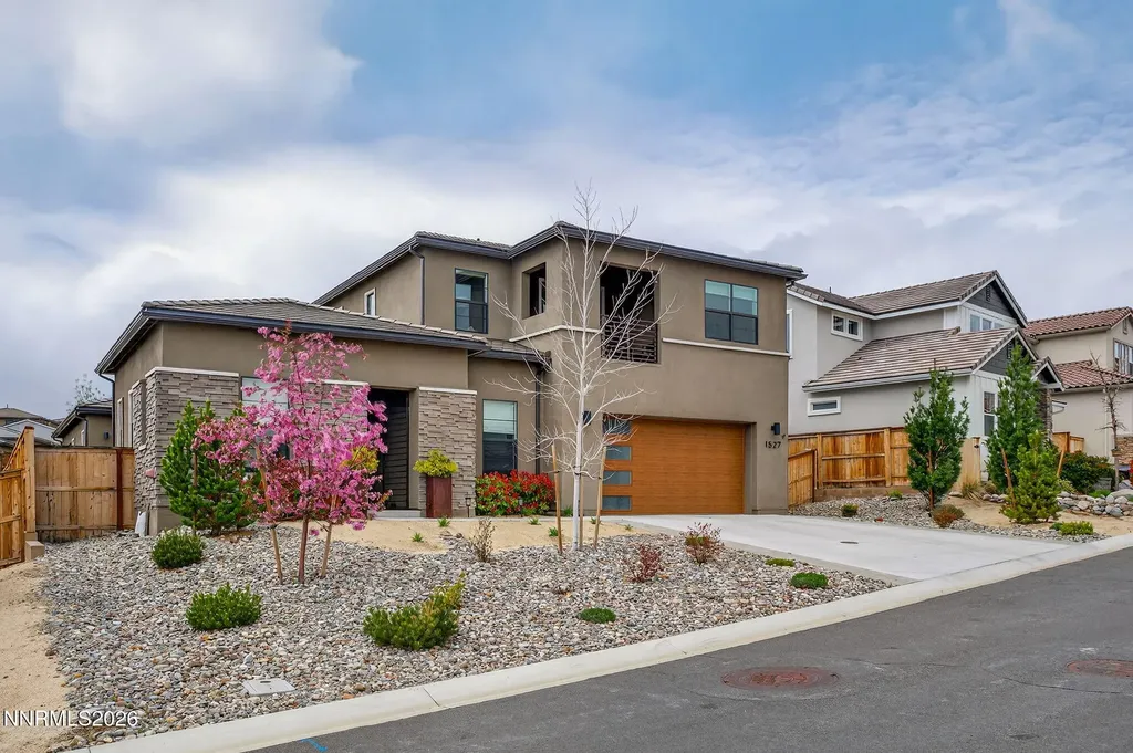1527 Elk Run Reno NV 89523