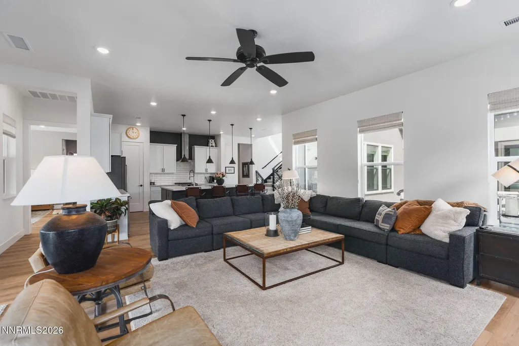 1527 Elk Run Reno NV 89523