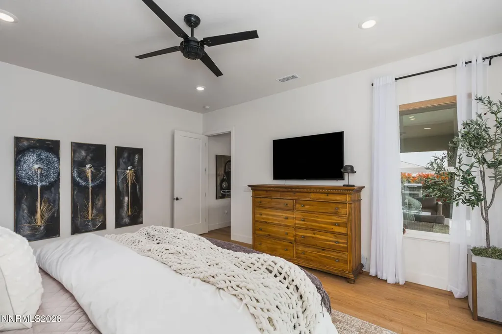 1527 Elk Run Reno NV 89523