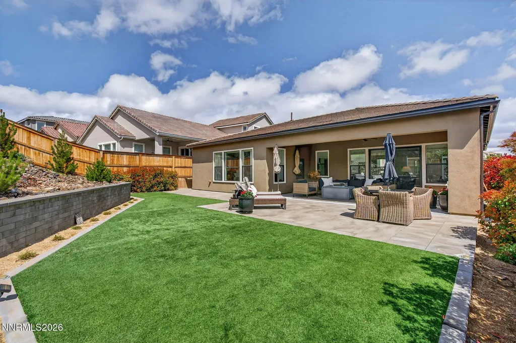 1527 Elk Run Reno NV 89523