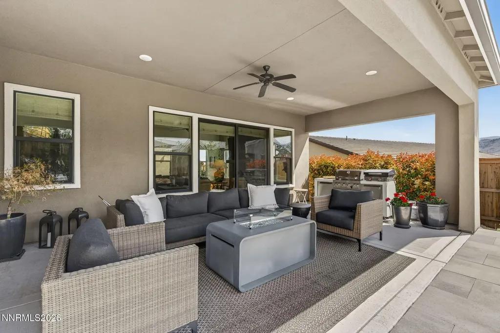 1527 Elk Run Reno NV 89523
