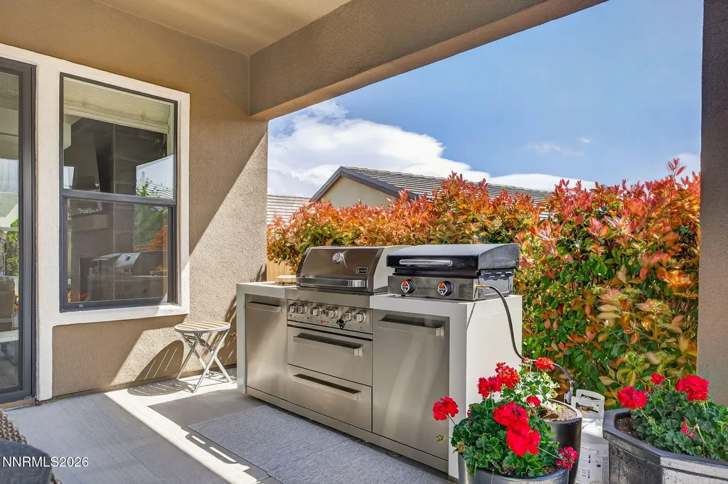 1527 Elk Run Reno NV 89523