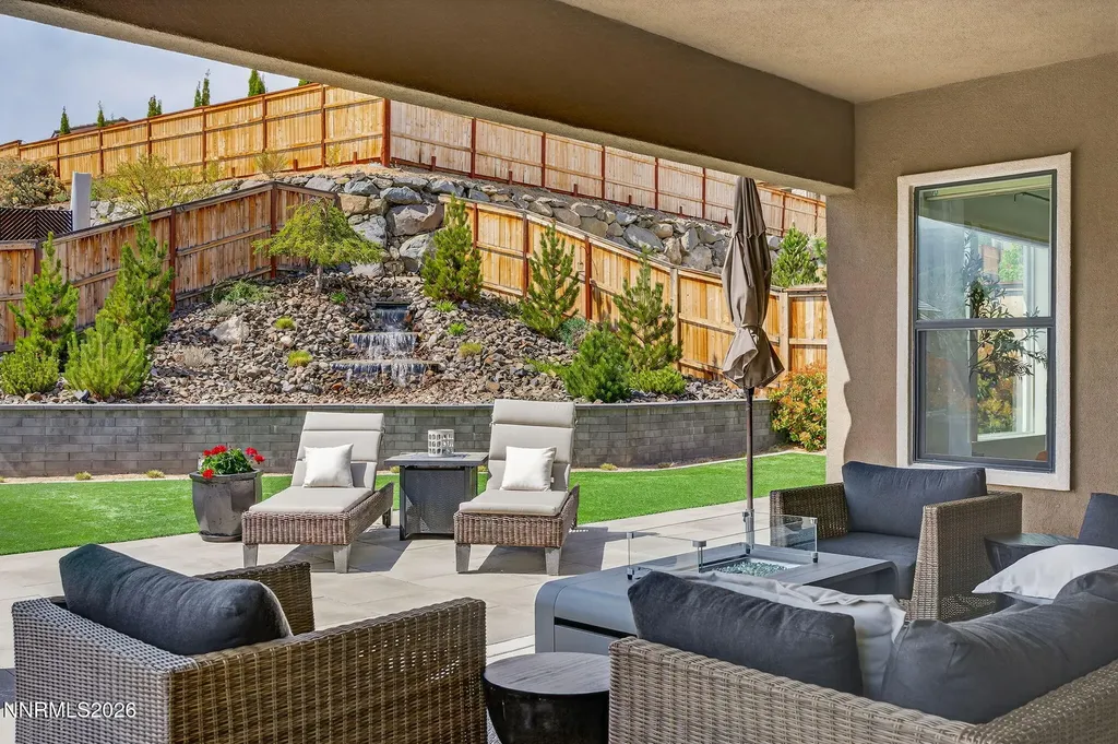 1527 Elk Run Reno NV 89523