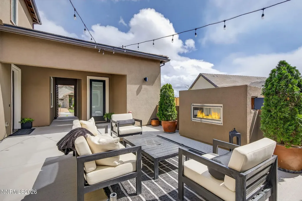 1527 Elk Run Reno NV 89523