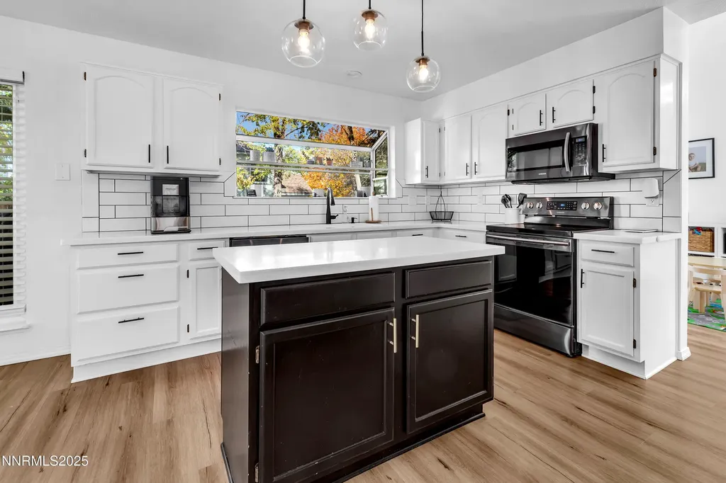 4539 Windcrest Reno NV 89523