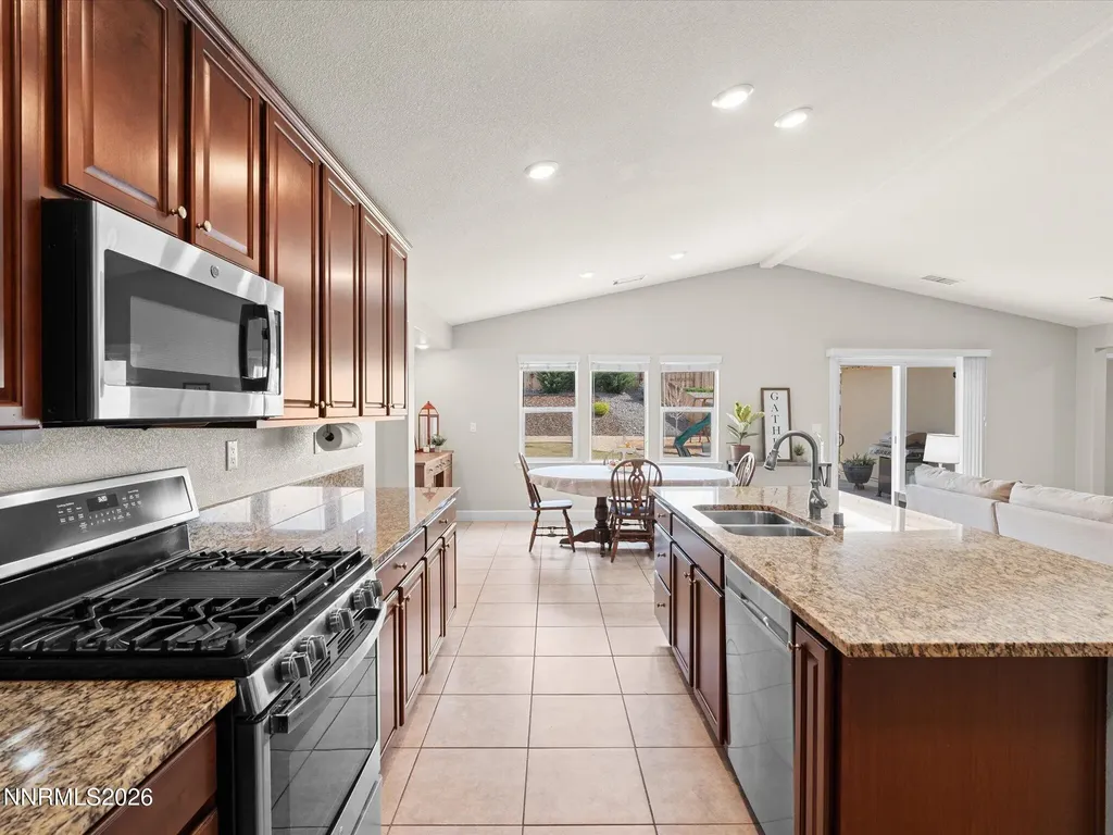 918 Garden Pond Spanish Springs NV 89441
