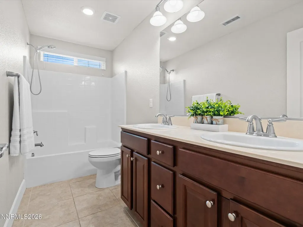 918 Garden Pond Spanish Springs NV 89441