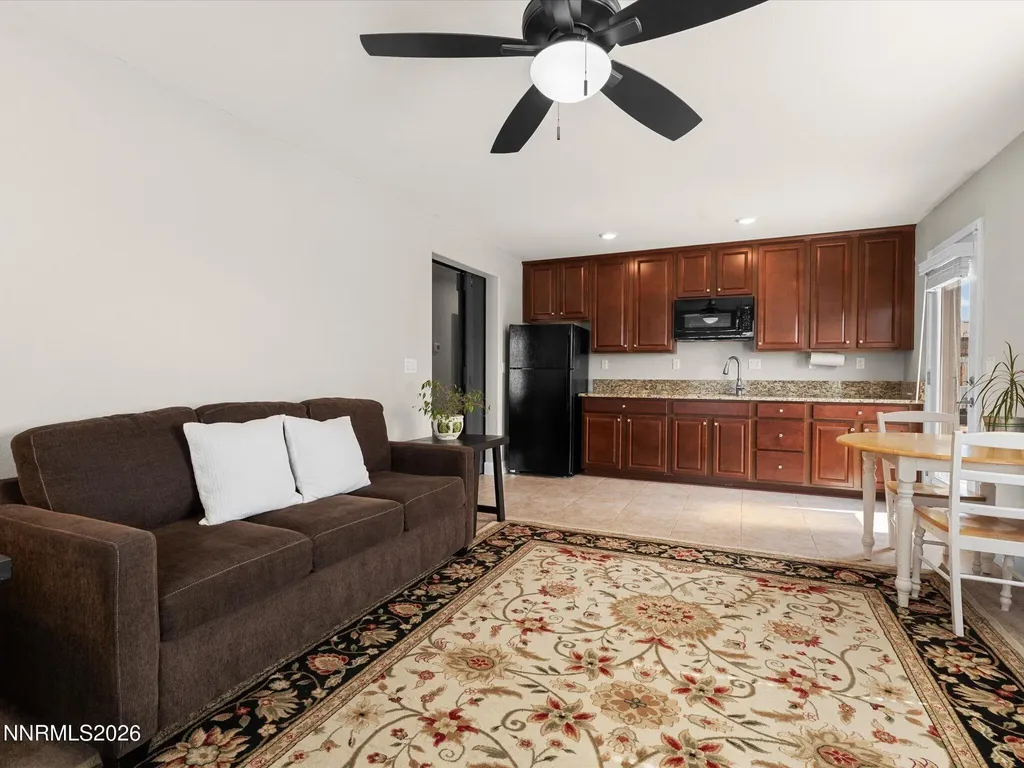 918 Garden Pond Spanish Springs NV 89441