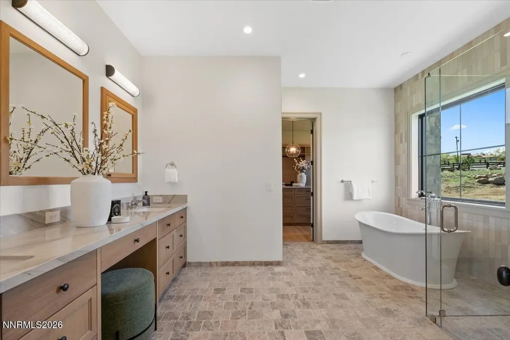 11 Glenhaven Reno NV 89511