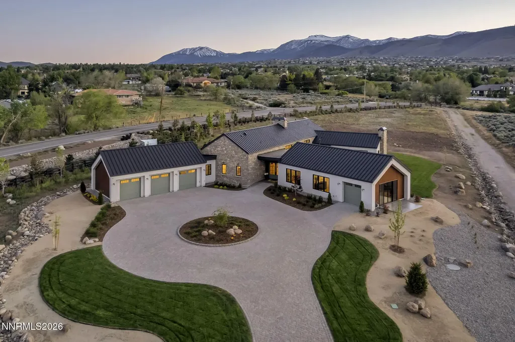 11 Glenhaven Reno NV 89511