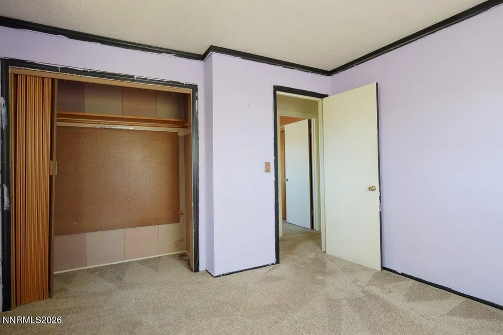 15587 Toll Reno NV 89521