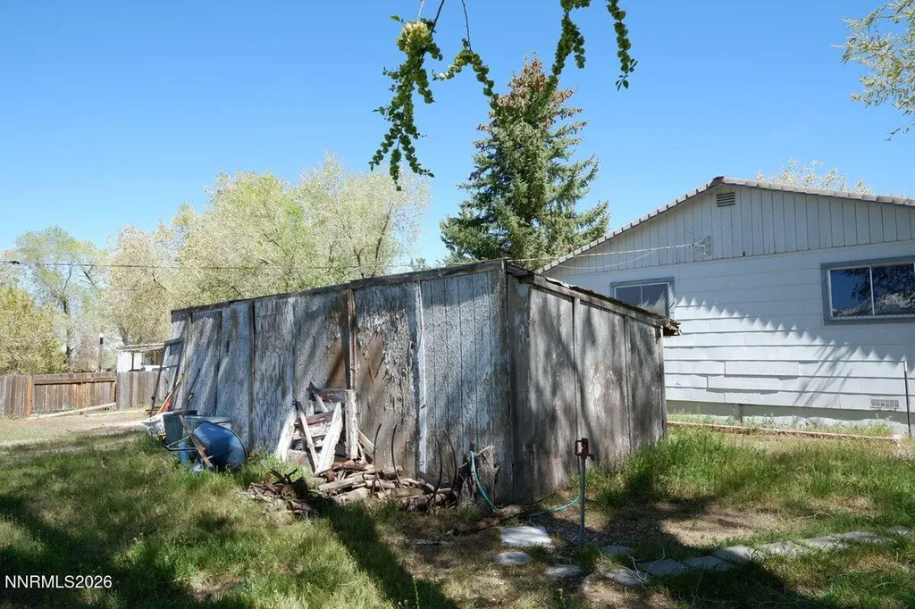 15587 Toll Reno NV 89521
