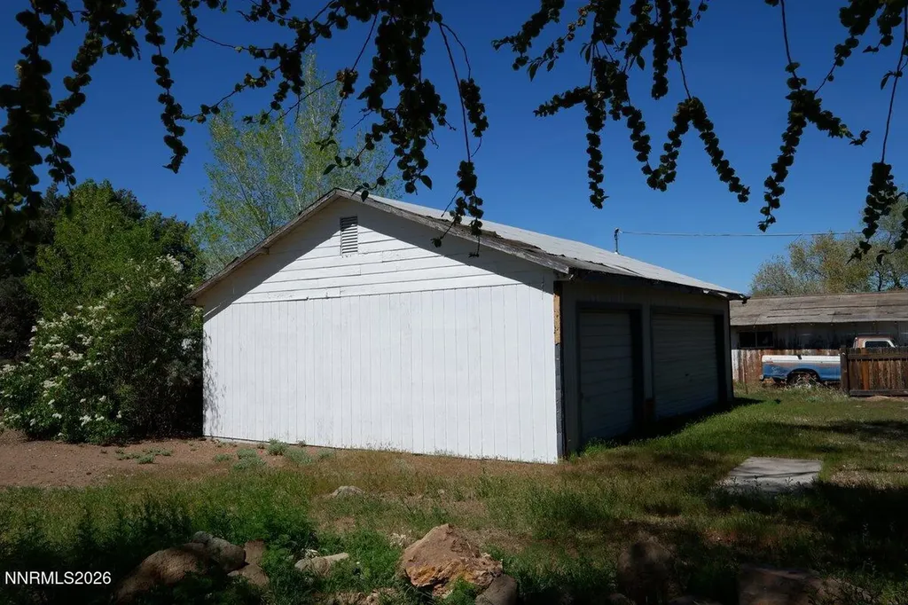 15587 Toll Reno NV 89521