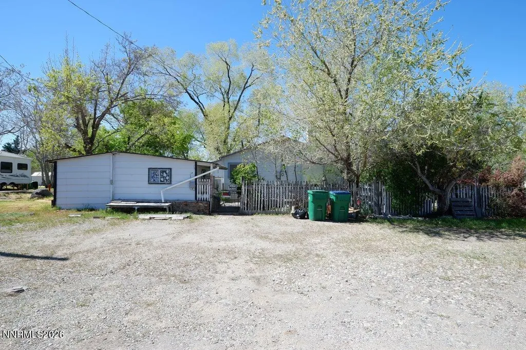 15587 Toll Reno NV 89521