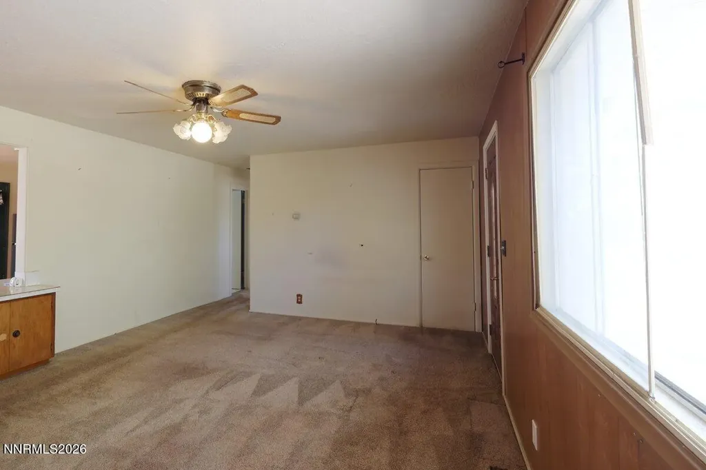 15587 Toll Reno NV 89521
