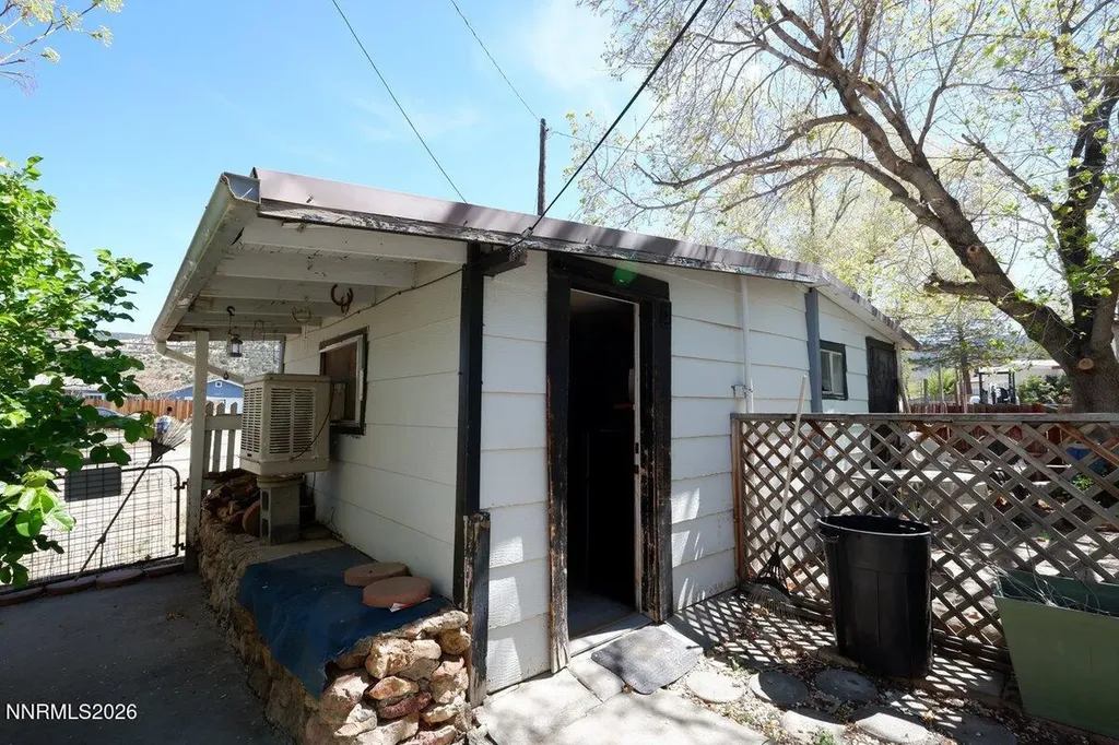 15587 Toll Reno NV 89521