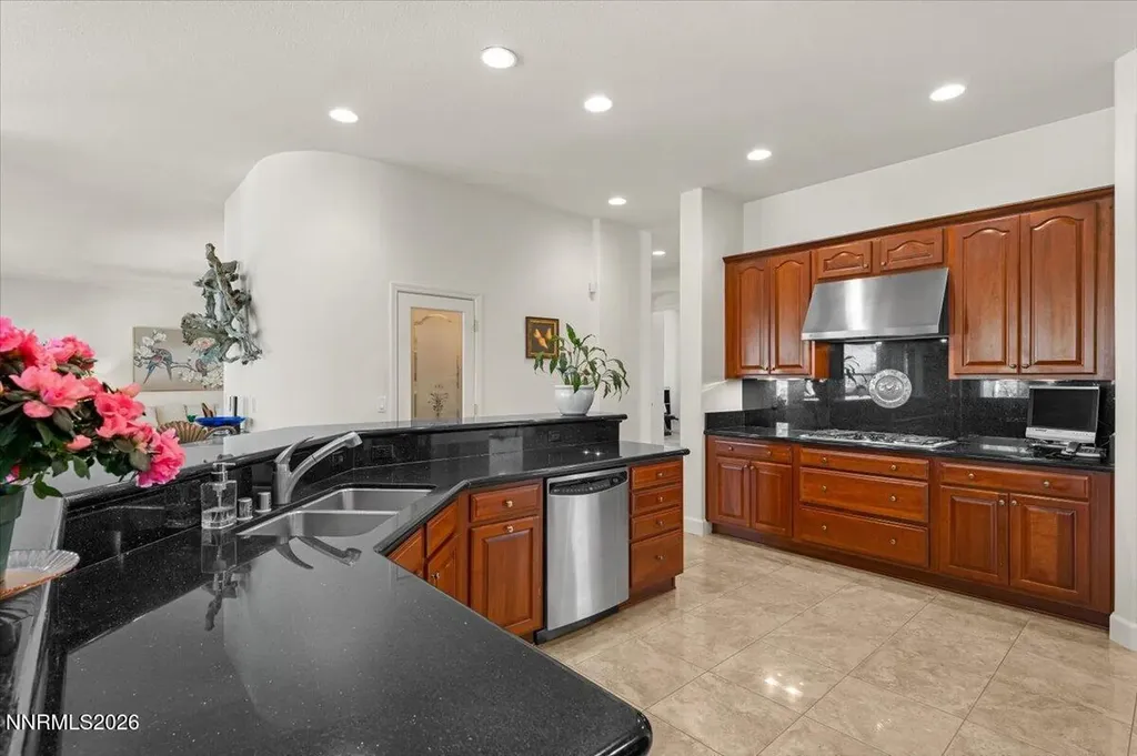 12445 Ocean View Sparks NV 89441