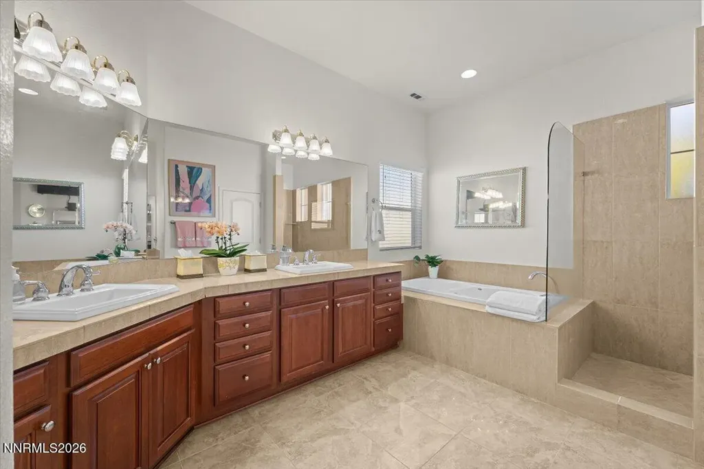 12445 Ocean View Sparks NV 89441