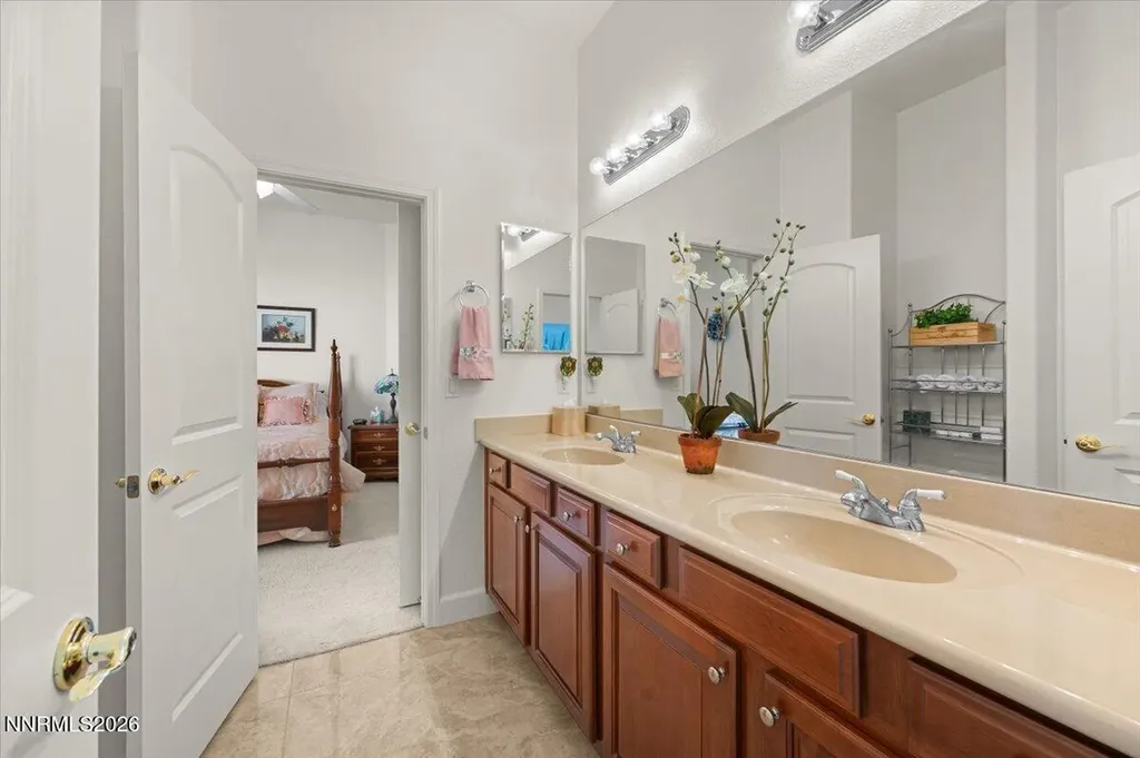 12445 Ocean View Sparks NV 89441