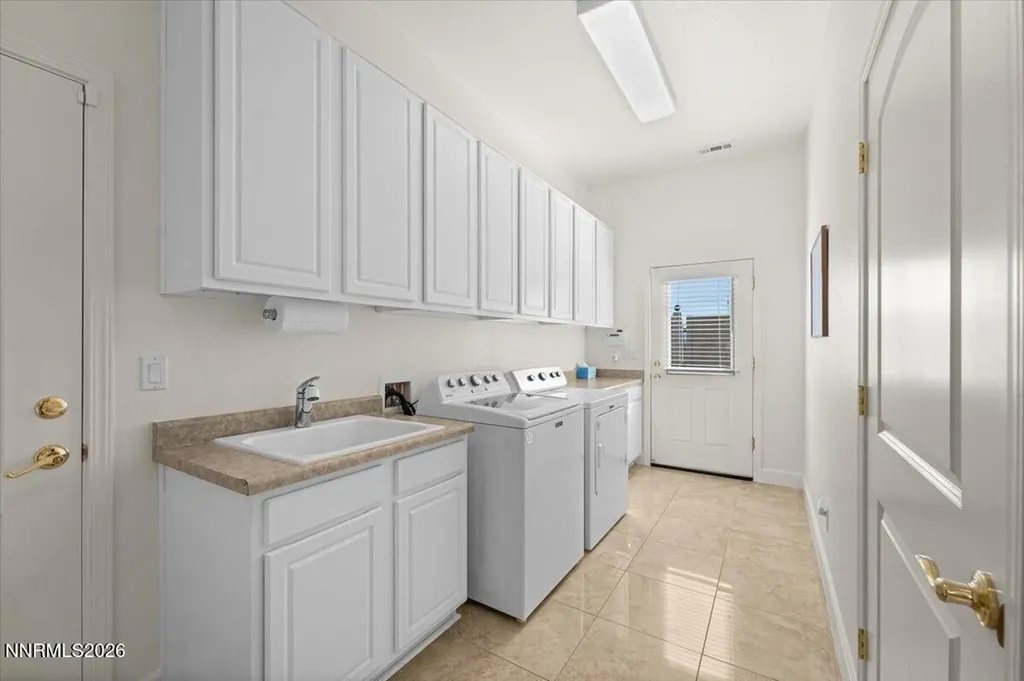 12445 Ocean View Sparks NV 89441