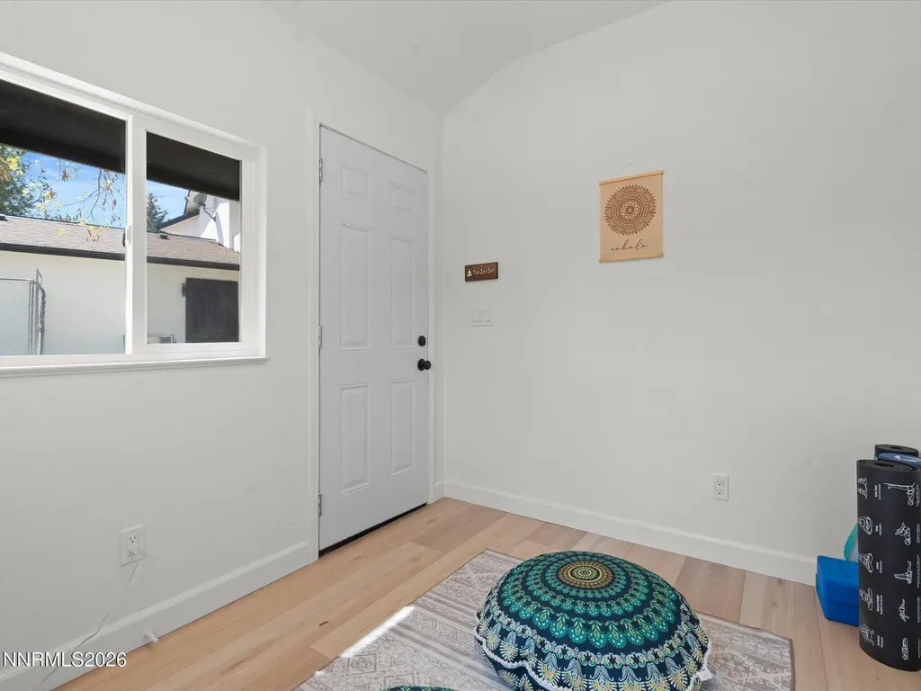 16020 Edmands Reno NV 89511