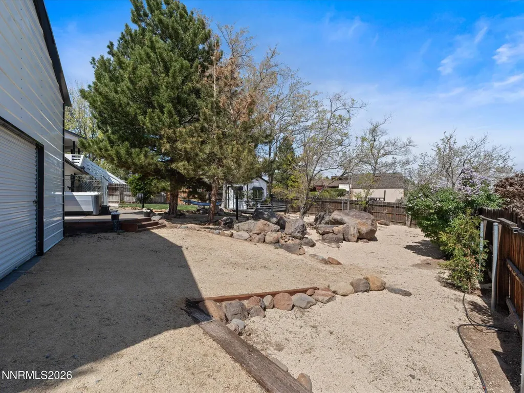 16020 Edmands Reno NV 89511