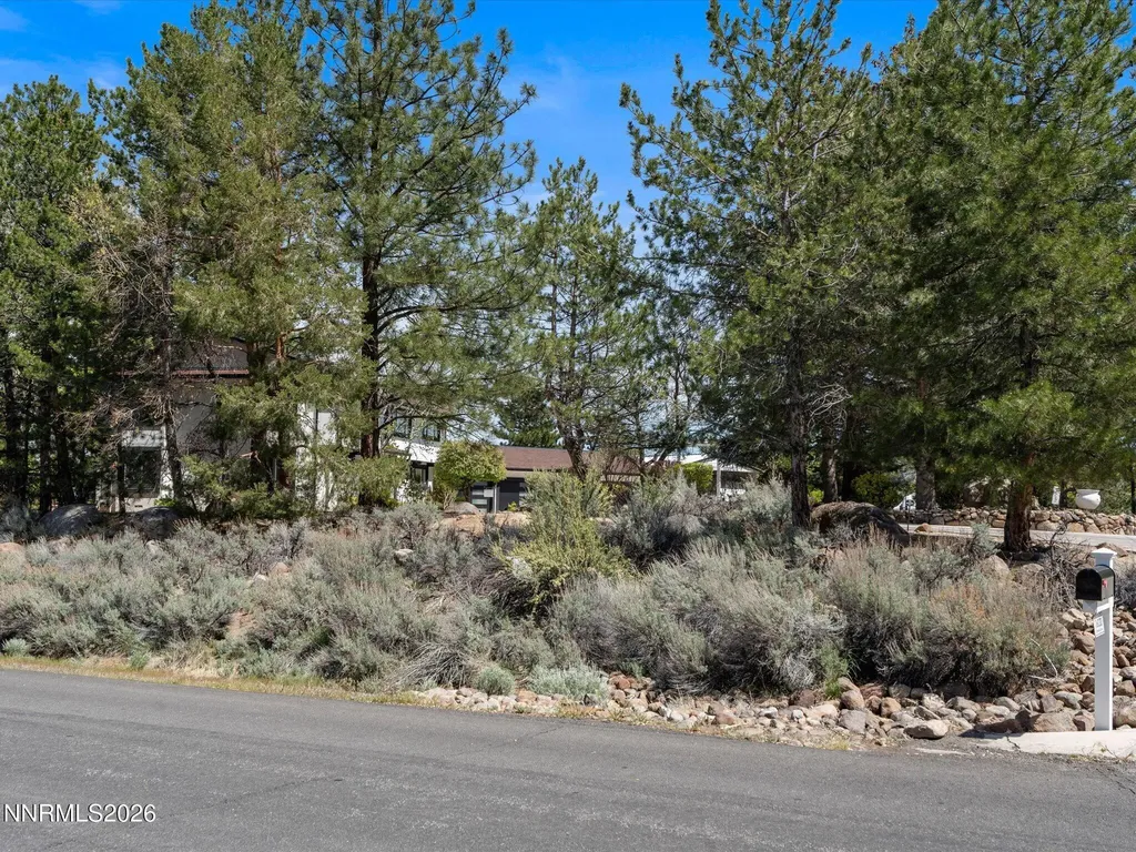 16020 Edmands Reno NV 89511