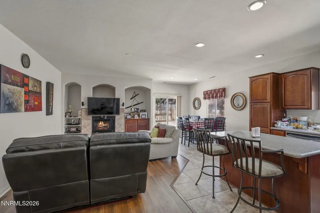 4827 Deedee Sparks NV 89436