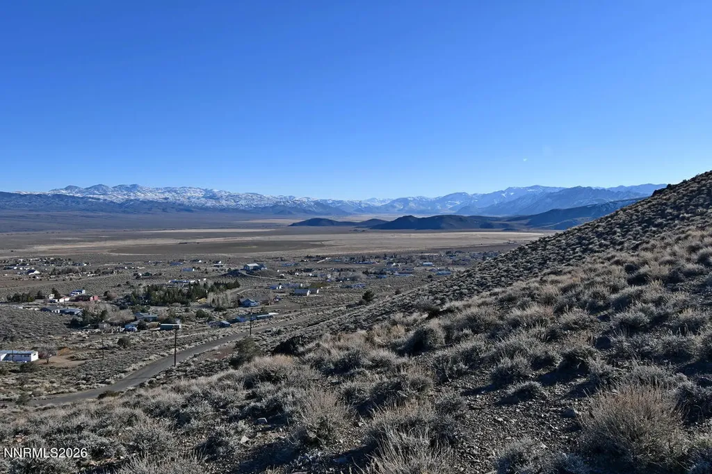 3945 Sandstone Wellington NV 89444