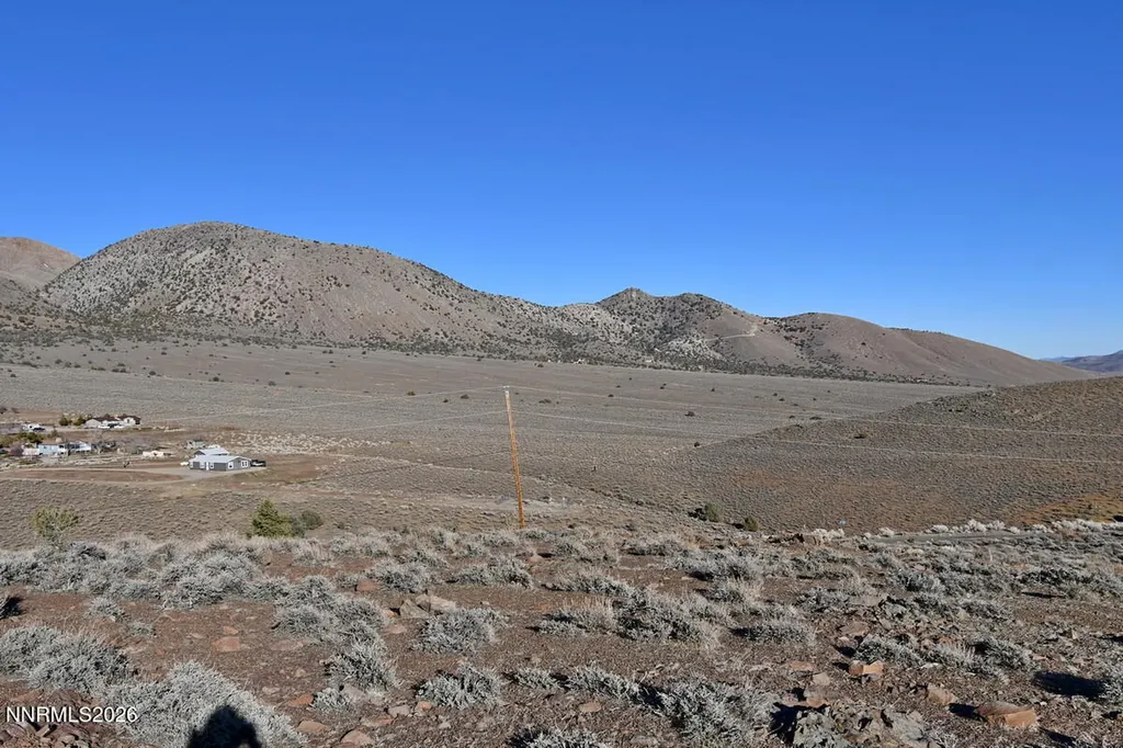 3945 Sandstone Wellington NV 89444
