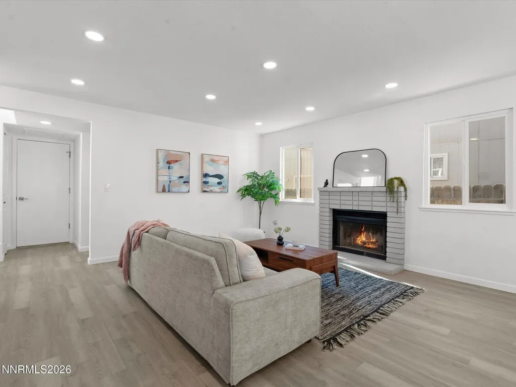 2719 Chavez Reno NV 89502