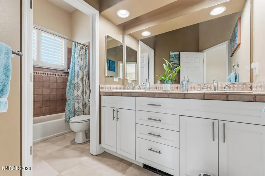 6501 Lonnie Sparks NV 89436
