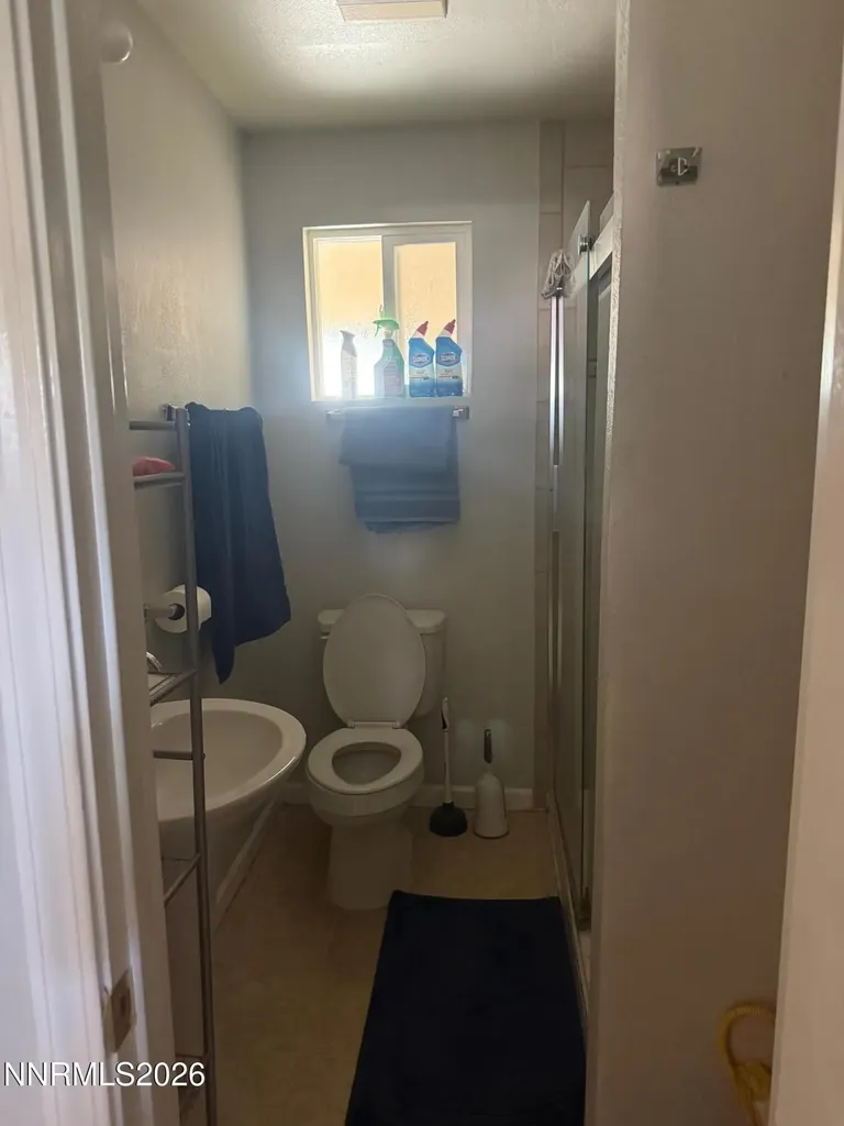 1370 Dartmouth Lovelock NV 89419