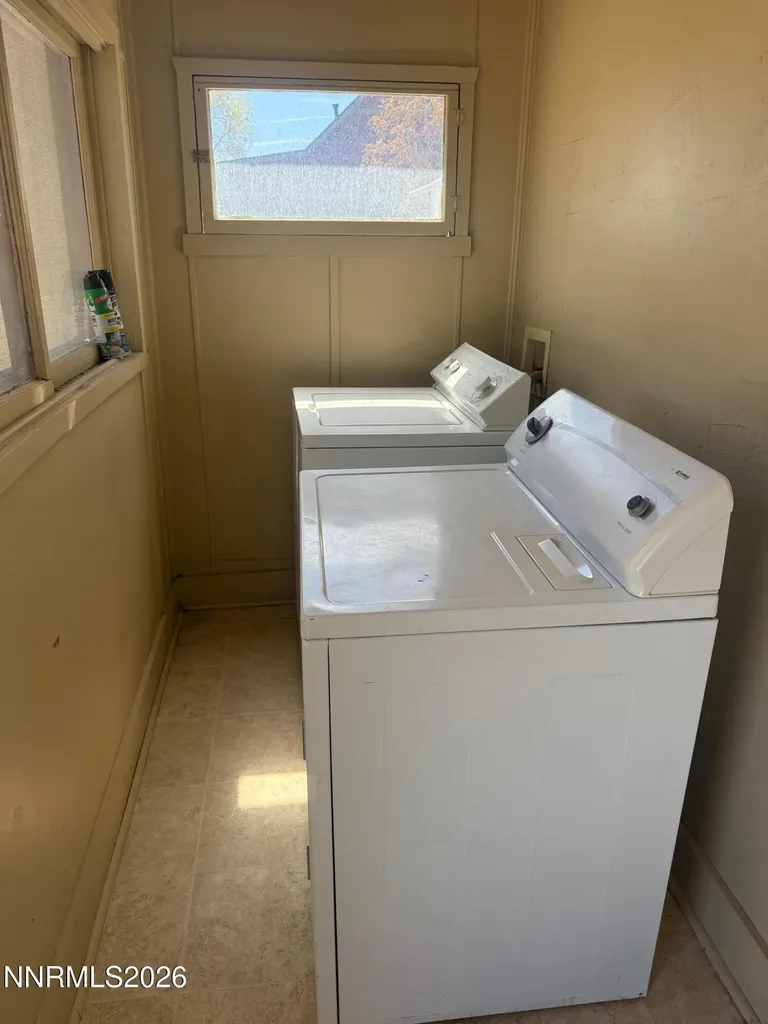 1370 Dartmouth Lovelock NV 89419