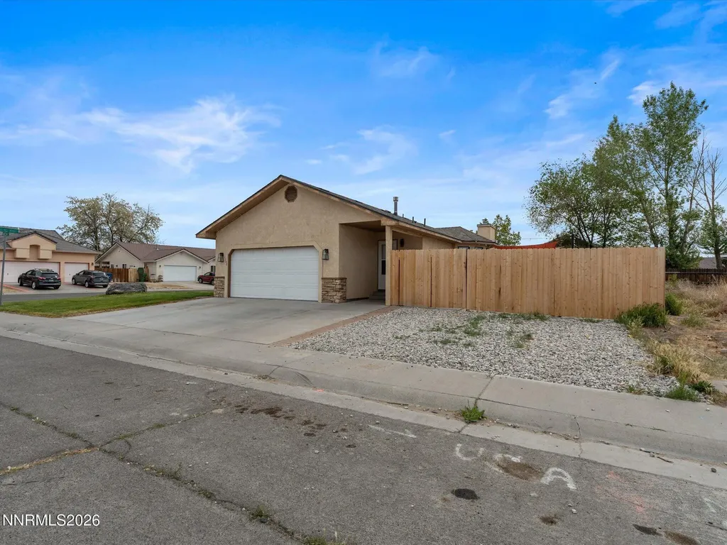 1346 Blue Sage Fallon NV 89406