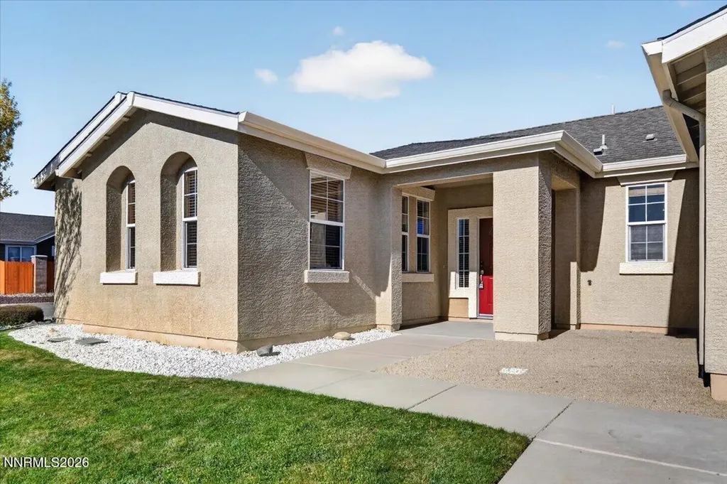 1096 Crown View Reno NV 89523
