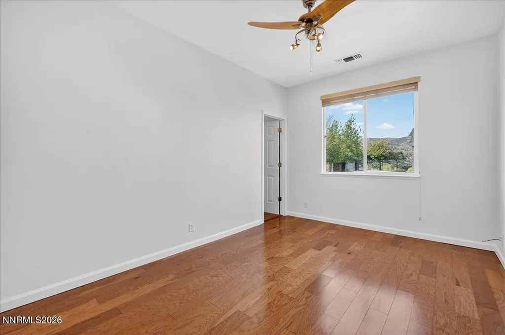 1096 Crown View Reno NV 89523