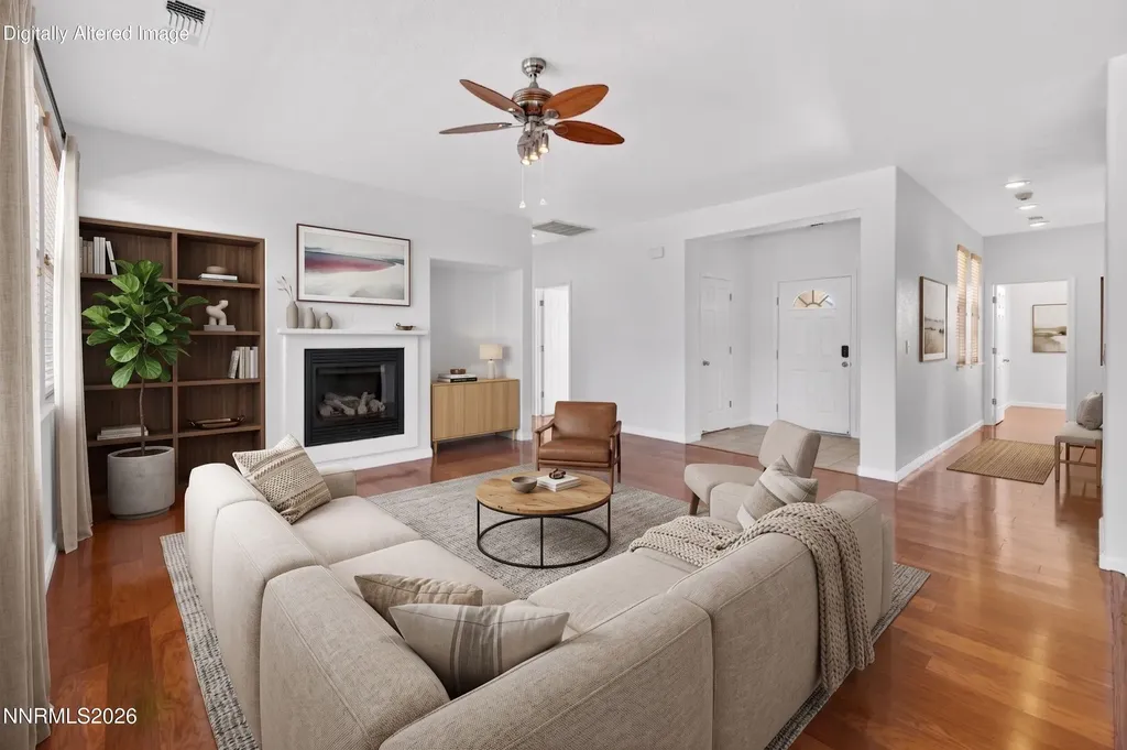 1096 Crown View Reno NV 89523